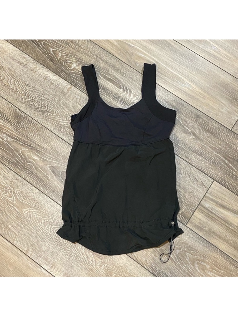 Lululemon - Tame Me Tank